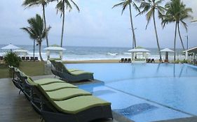 Avenra Beach Hotel Hikkaduwa